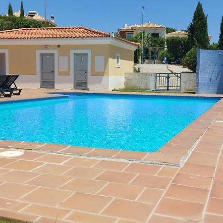 Apartamento Piscina 5 Minutos Praia Alcantarilha Εξωτερικό φωτογραφία