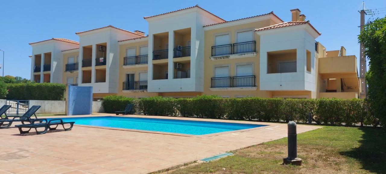 Apartamento Piscina 5 Minutos Praia Alcantarilha Εξωτερικό φωτογραφία